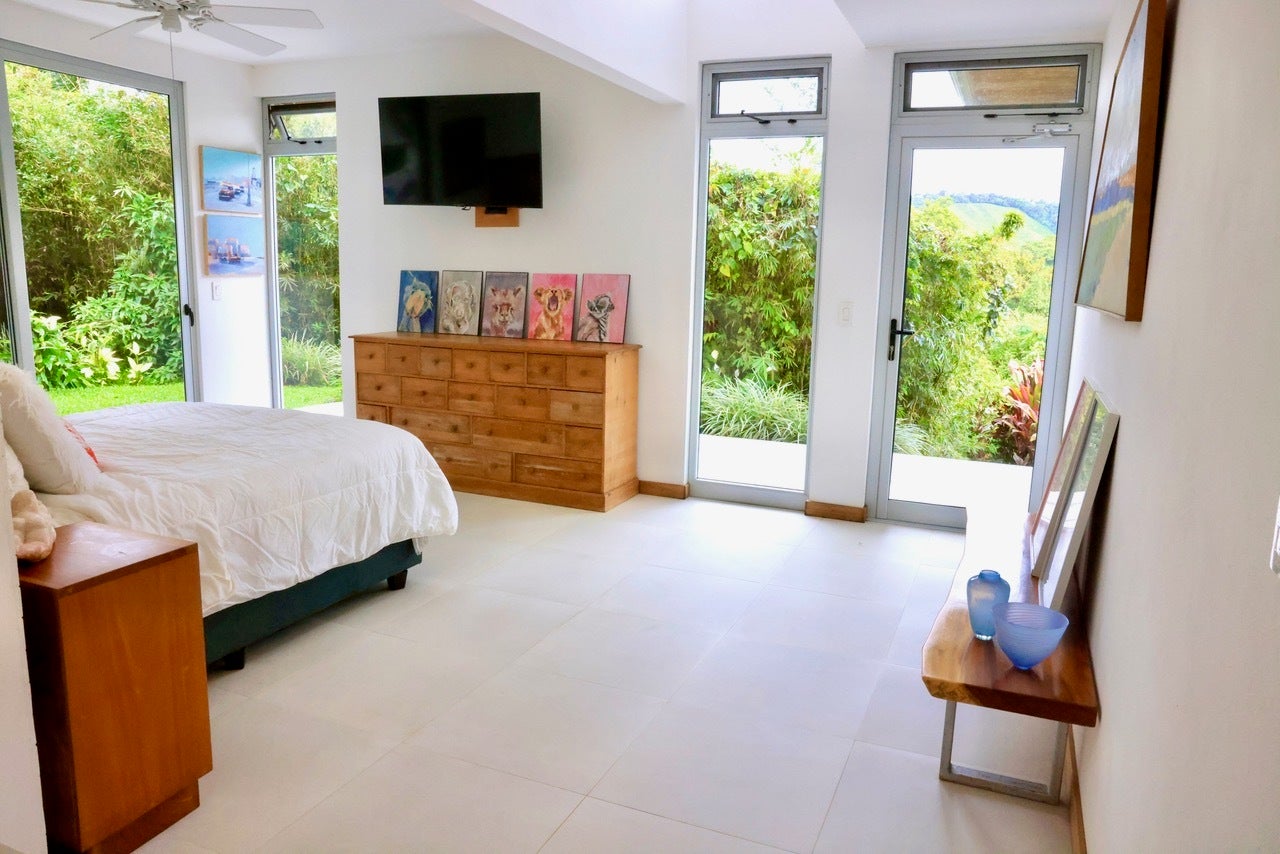 Volcano View Home With Spa and Gym — photo 7 of 18