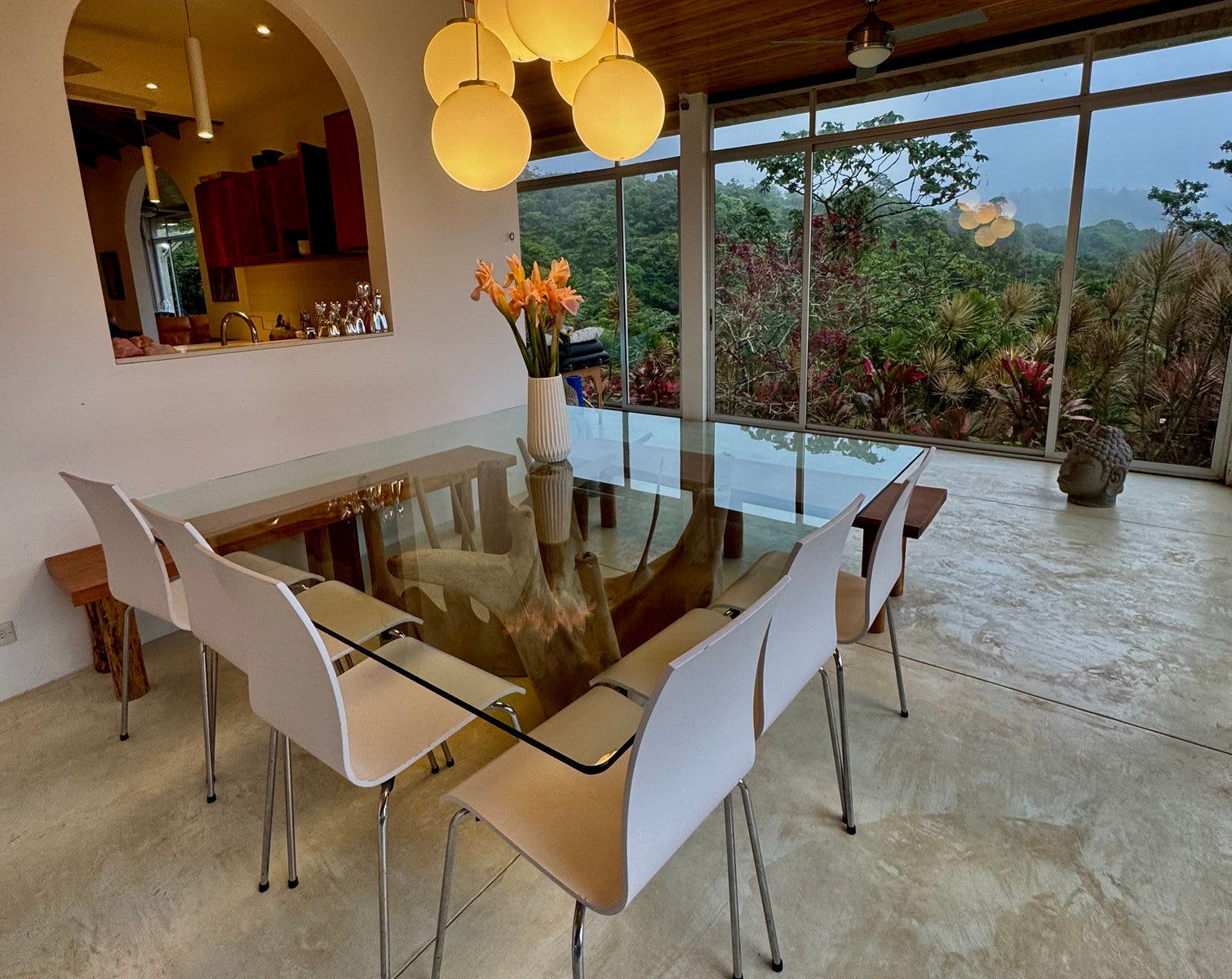 Volcano View Home With Spa and Gym — photo 13 of 18