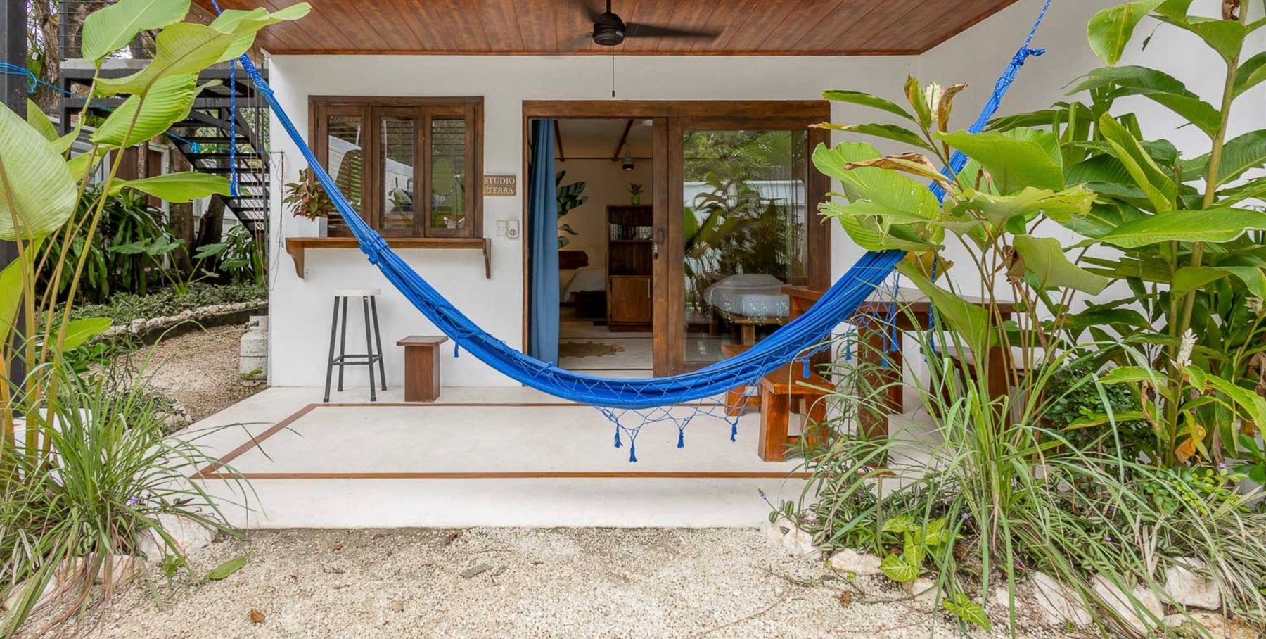 Six Apartments in Santa Teresa — photo 6 of 12