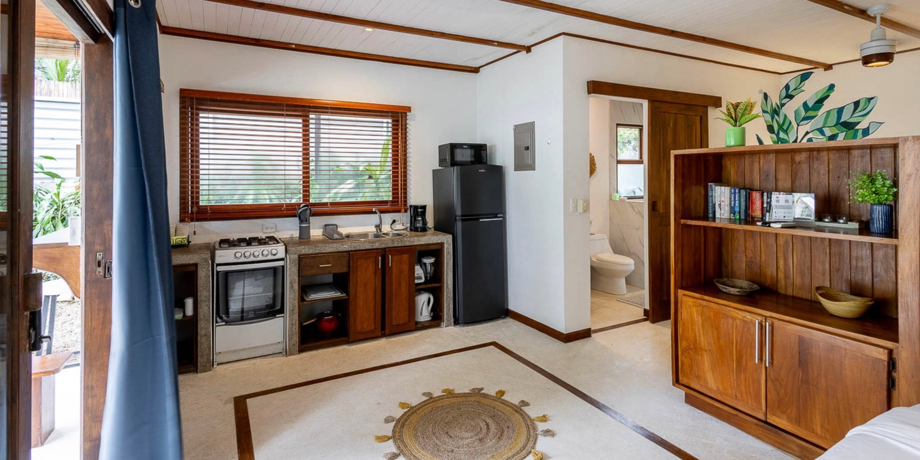 Six Apartments in Santa Teresa — photo 5 of 12
