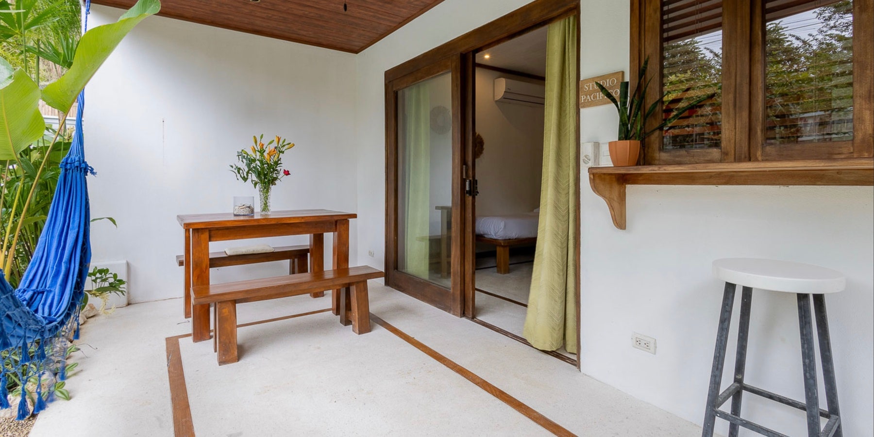 Six Apartments in Santa Teresa — photo 8 of 12