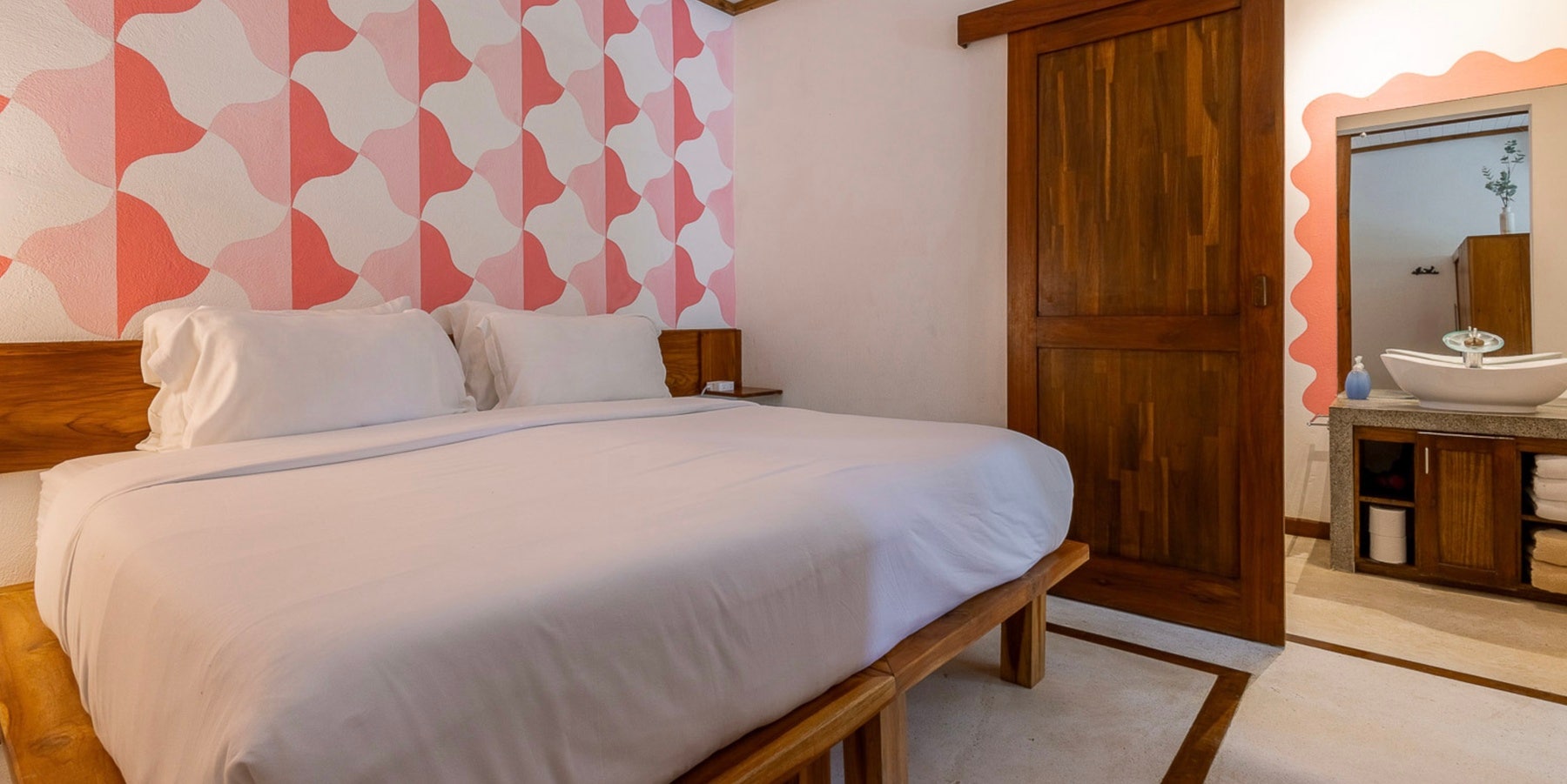 Six Apartments in Santa Teresa — photo 9 of 12