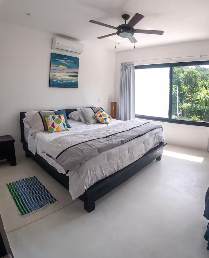 Modern Two Bedroom Home with Pool and Internal Garden — photo 7 of 13