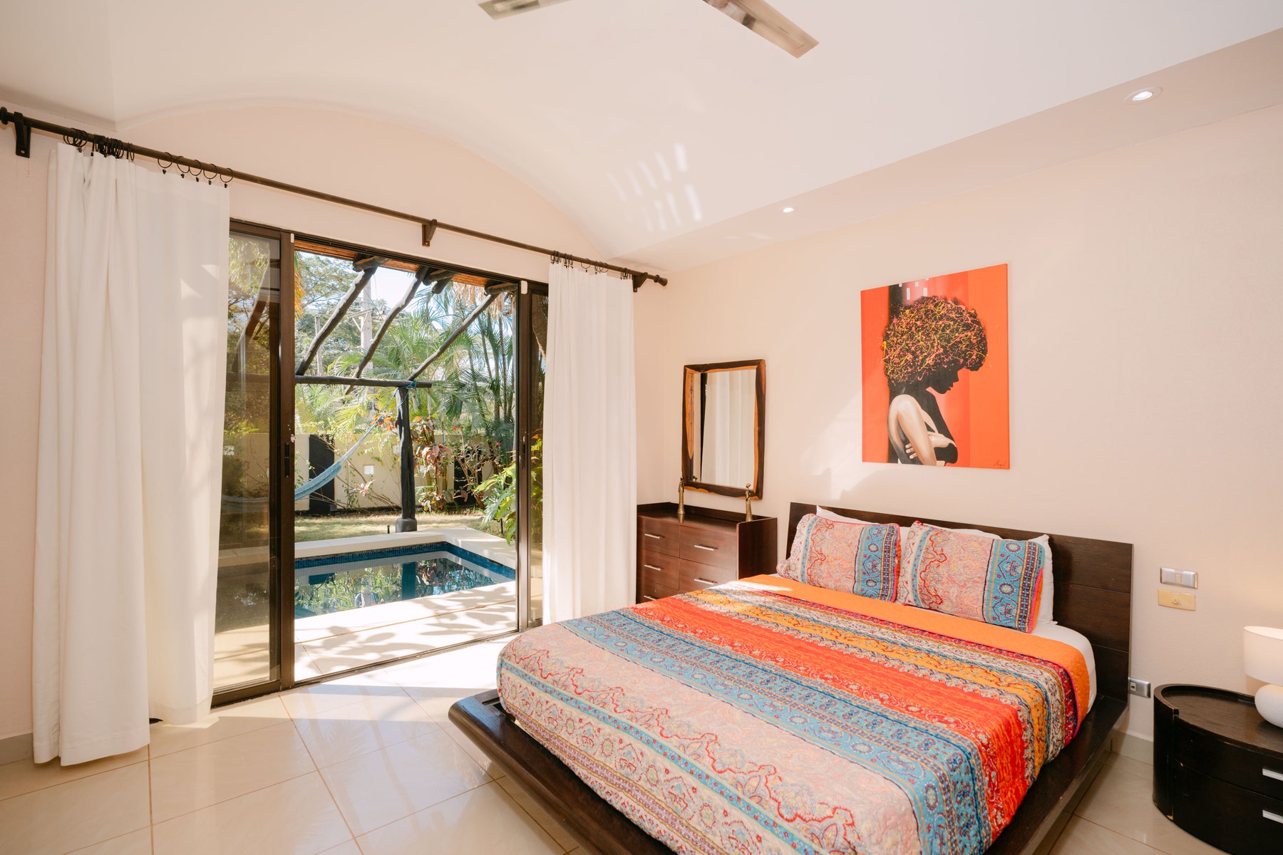 Affordable Tropical Home — photo 13 of 19