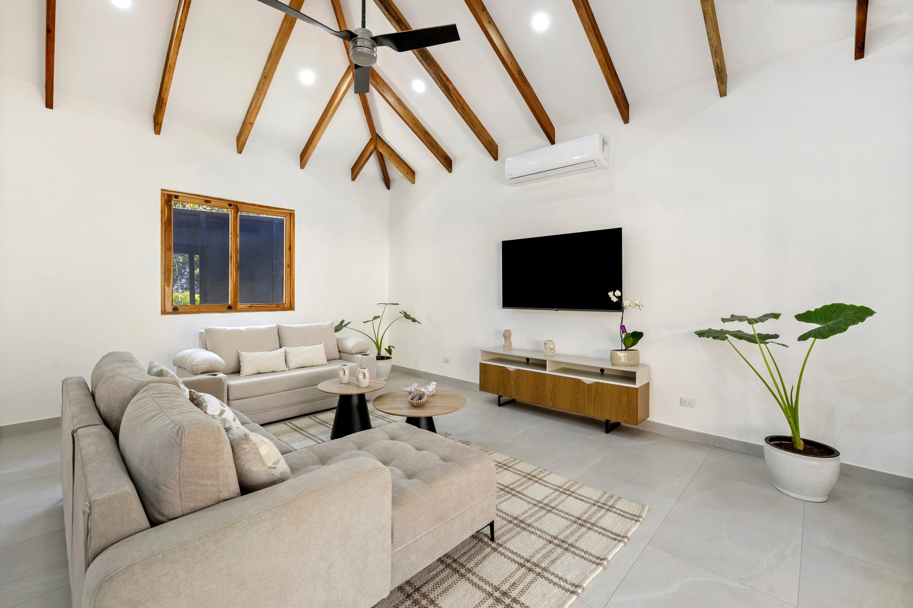 Tropical Investment Home — photo 7 of 19
