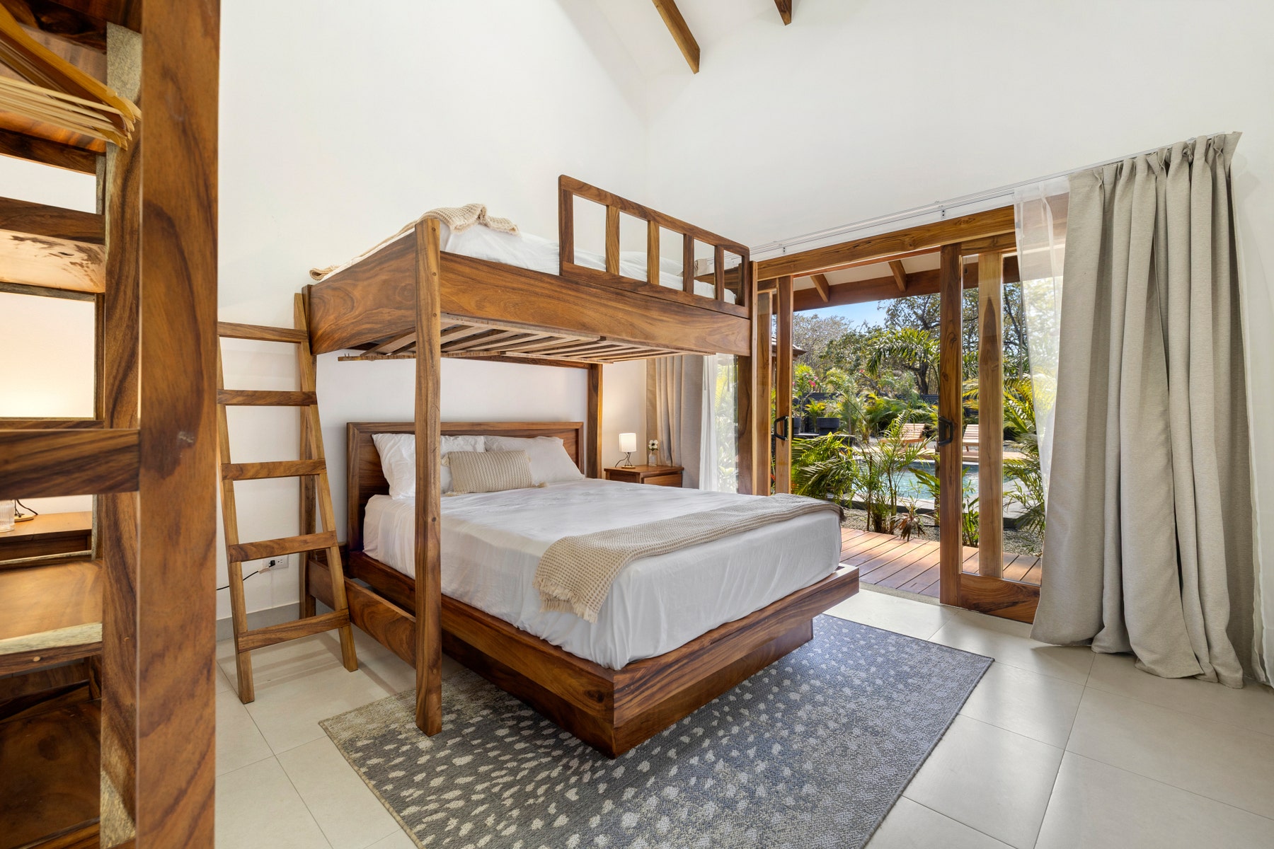 Tropical Investment Home — photo 18 of 19
