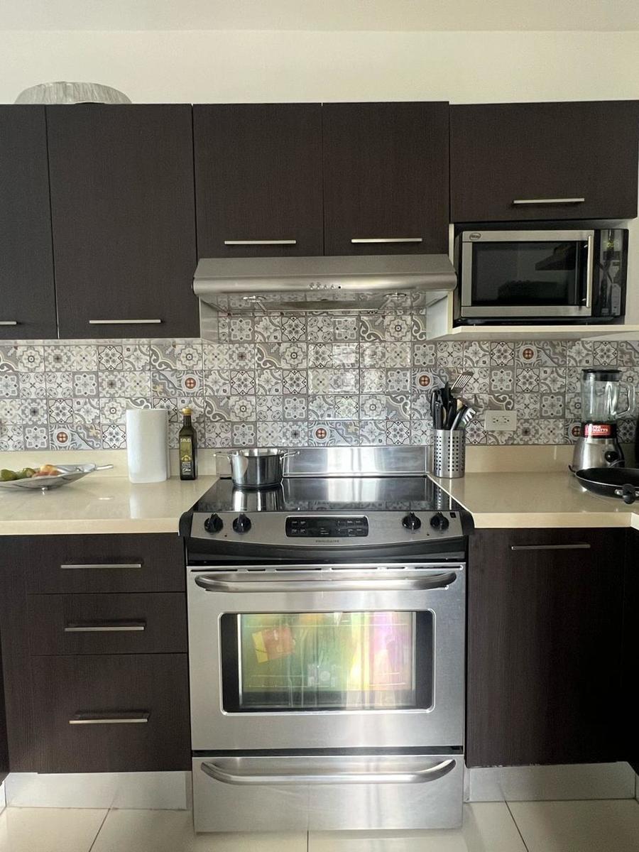 Avenida 6A, Santa Ana, Central, Santa Ana, San Jose, Costa Rica 10901