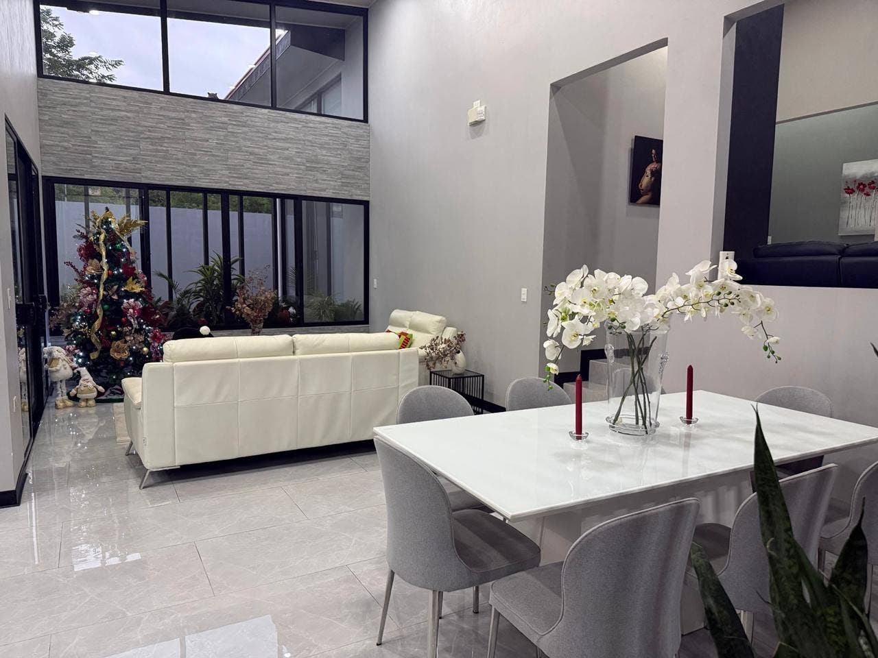 Strategically Located Home. Perez Zeledon, Perez Zeledon, San Jose, Costa Rica — photo 4 of 5