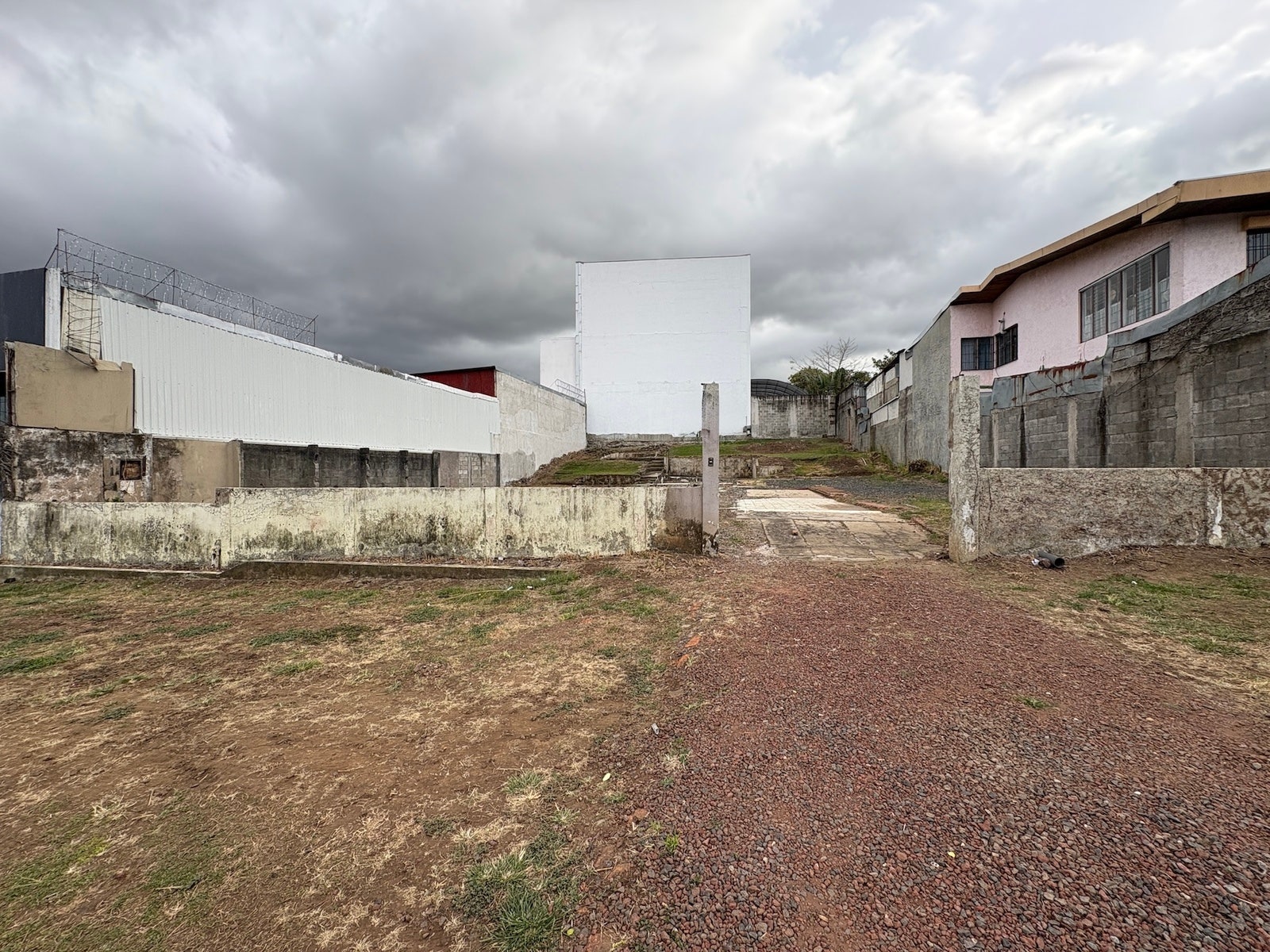 Prime Commercial Lot In Escazu — photo 2 of 9