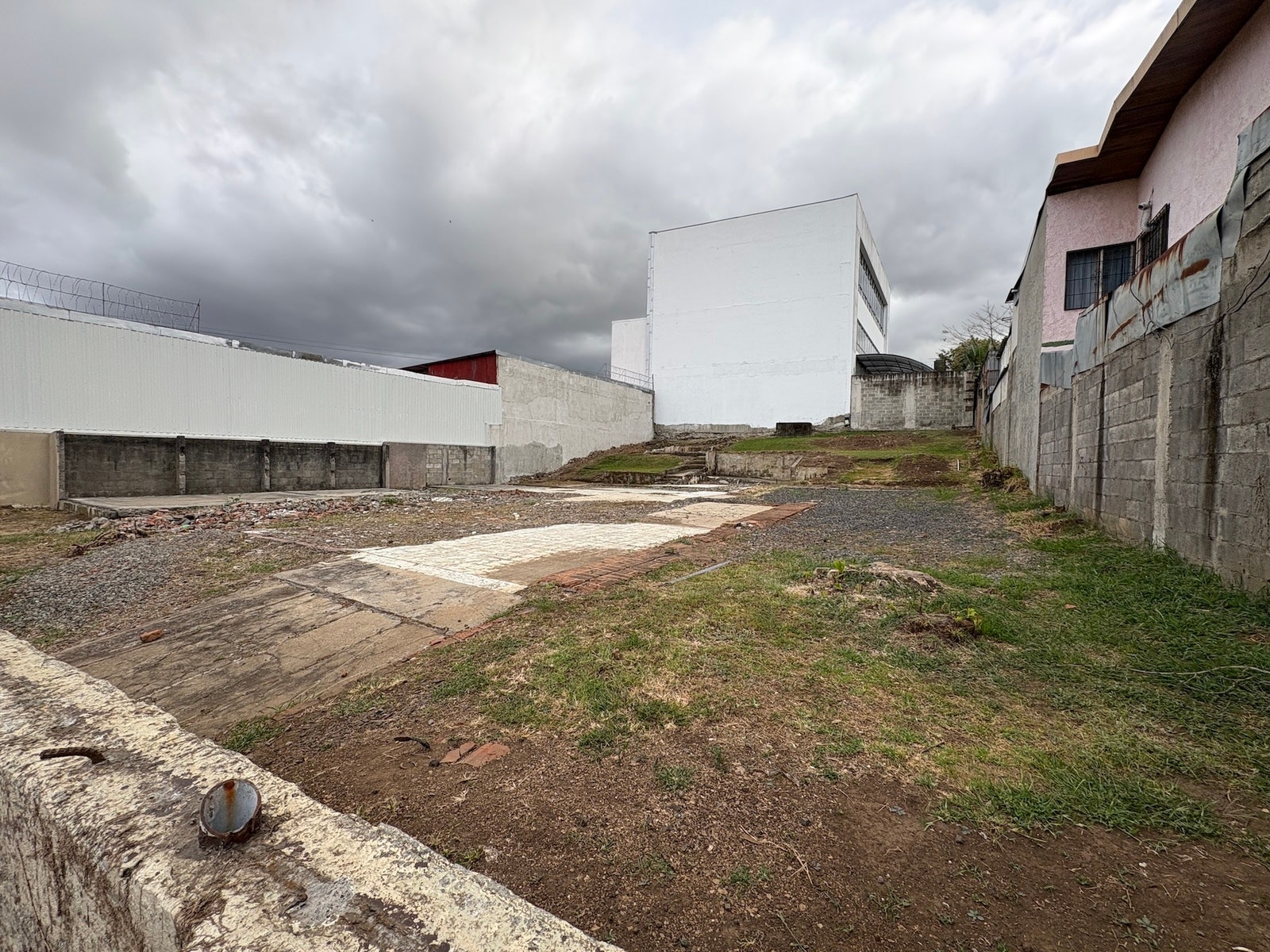 Prime Commercial Lot In Escazu — photo 4 of 9