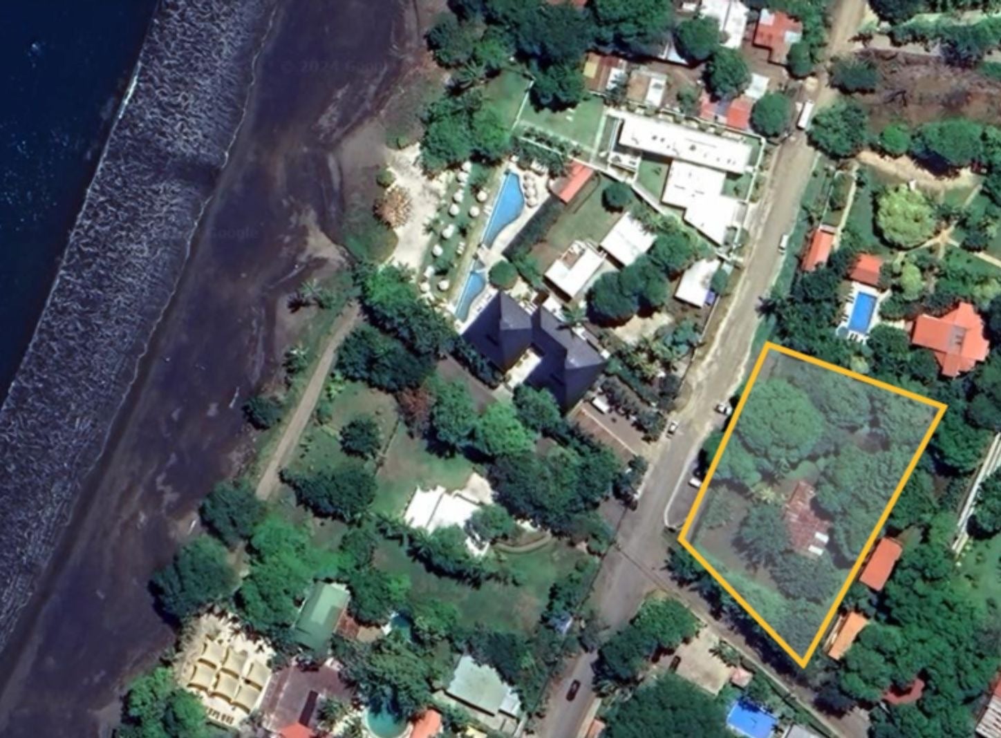 Prime Mixed Use Corner Lot 100 meters from the Ocean in front of the Pacifico Beach Club, Playas Del Coco, Papagayo, Sardinal, Carrillo, Guanacaste, Costa Rica