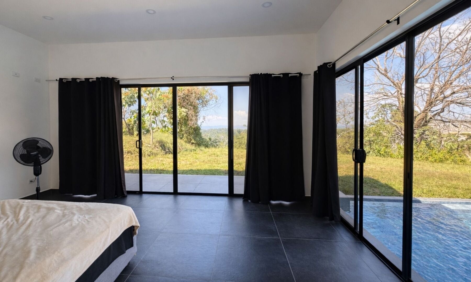 Ocean and Mountain View House Santa Teresa — photo 10 of 18