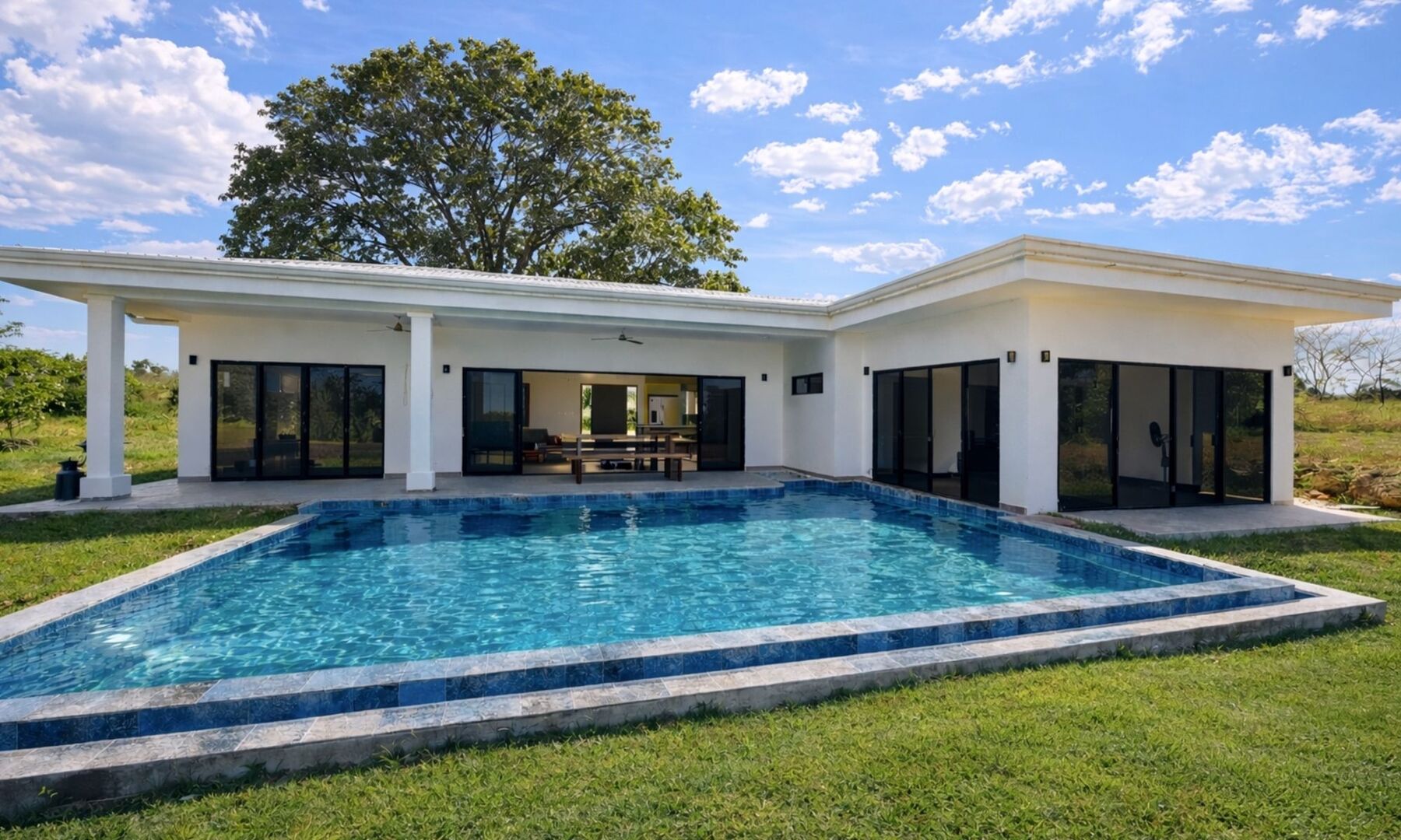 Ocean and Mountain View House Santa Teresa — photo 17 of 18
