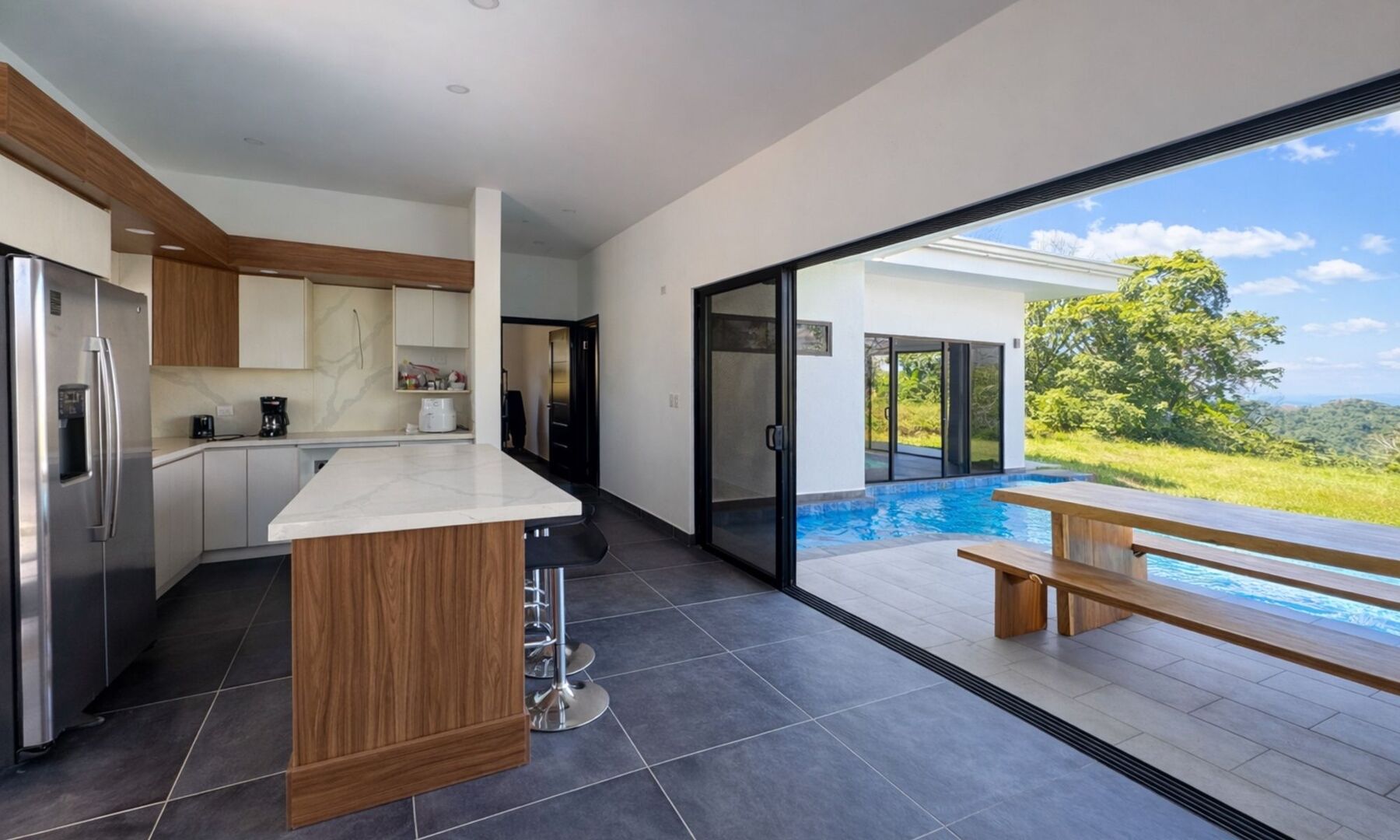 Ocean and Mountain View House Santa Teresa — photo 5 of 18