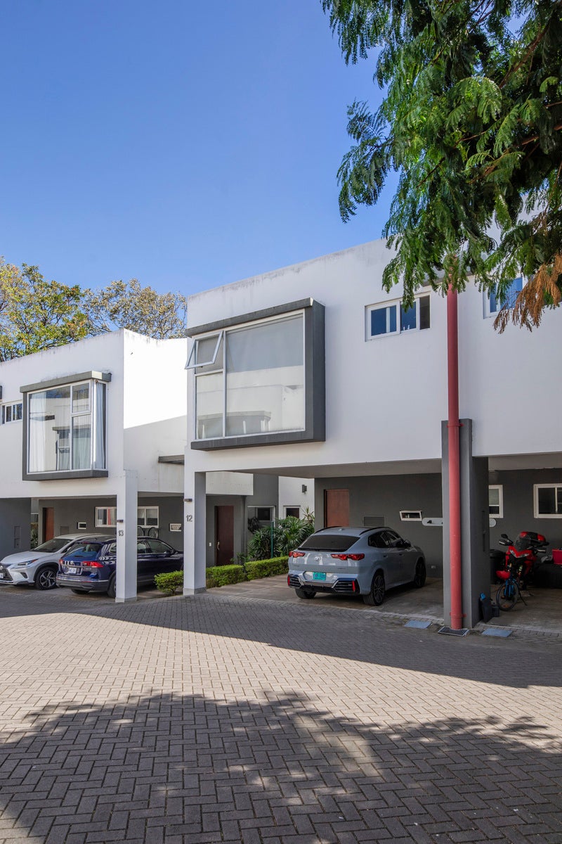 Asurcano modern family residence., Asurcano, Escazu, Escazu, Escazu, San Jose, Costa Rica 10201 — photo 2 of 5