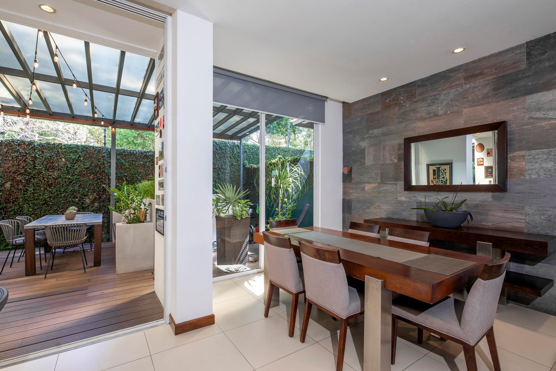 Asurcano modern family residence. — photo 9 of 19