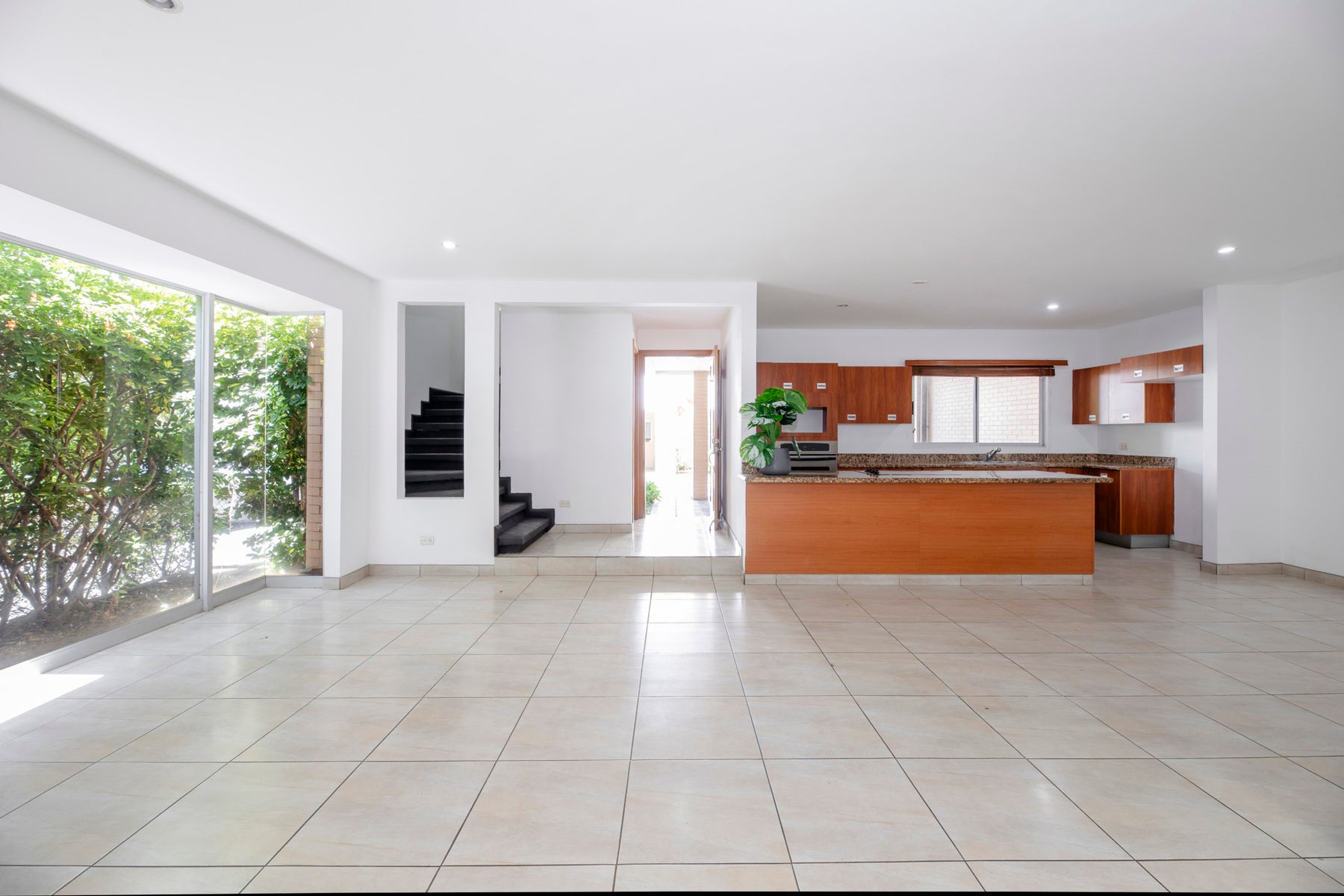 Condominio Casa Sol Santa Ana — photo 13 of 19
