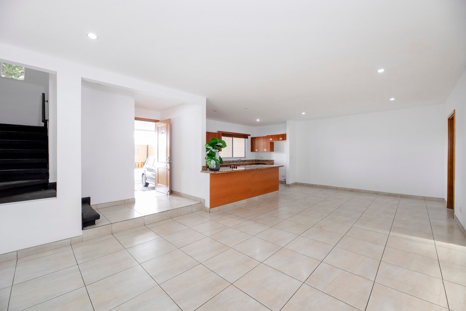 Condominio Casa Sol Santa Ana — photo 15 of 19