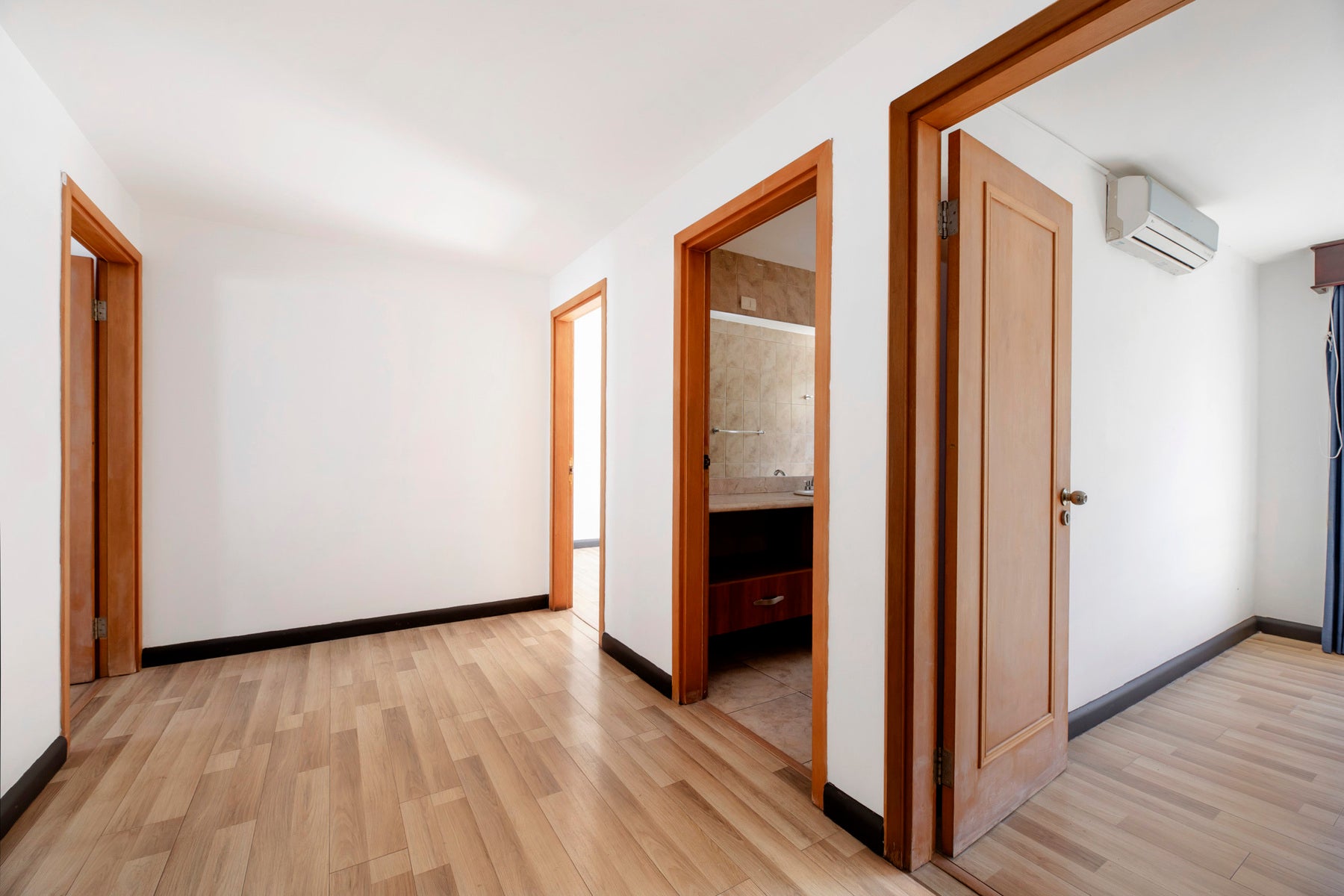 Condominio Casa Sol Santa Ana — photo 17 of 19
