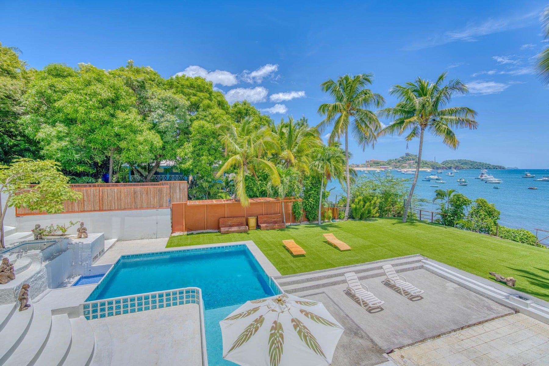 Double Beachfront Mixed Use Estate — photo 2 of 19