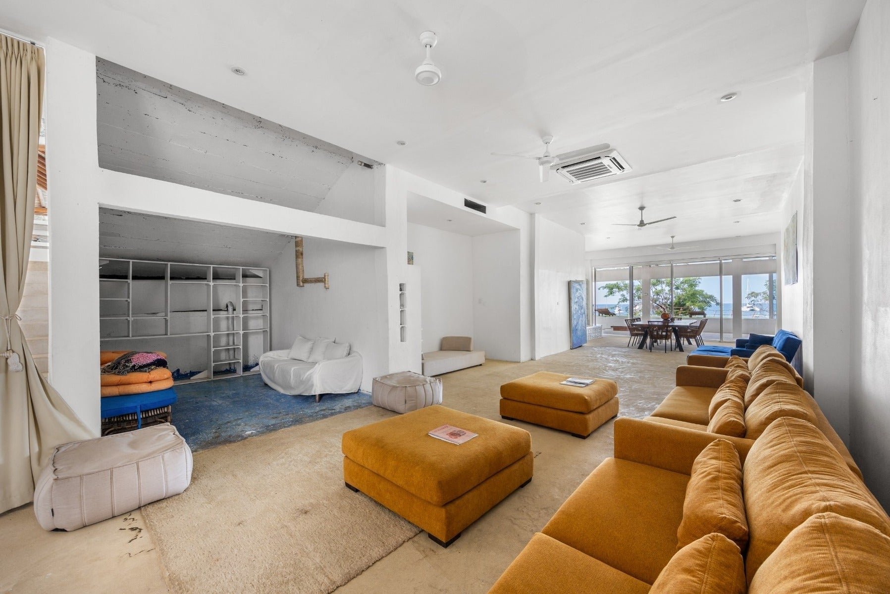 Double Beachfront Mixed Use Estate — photo 8 of 19
