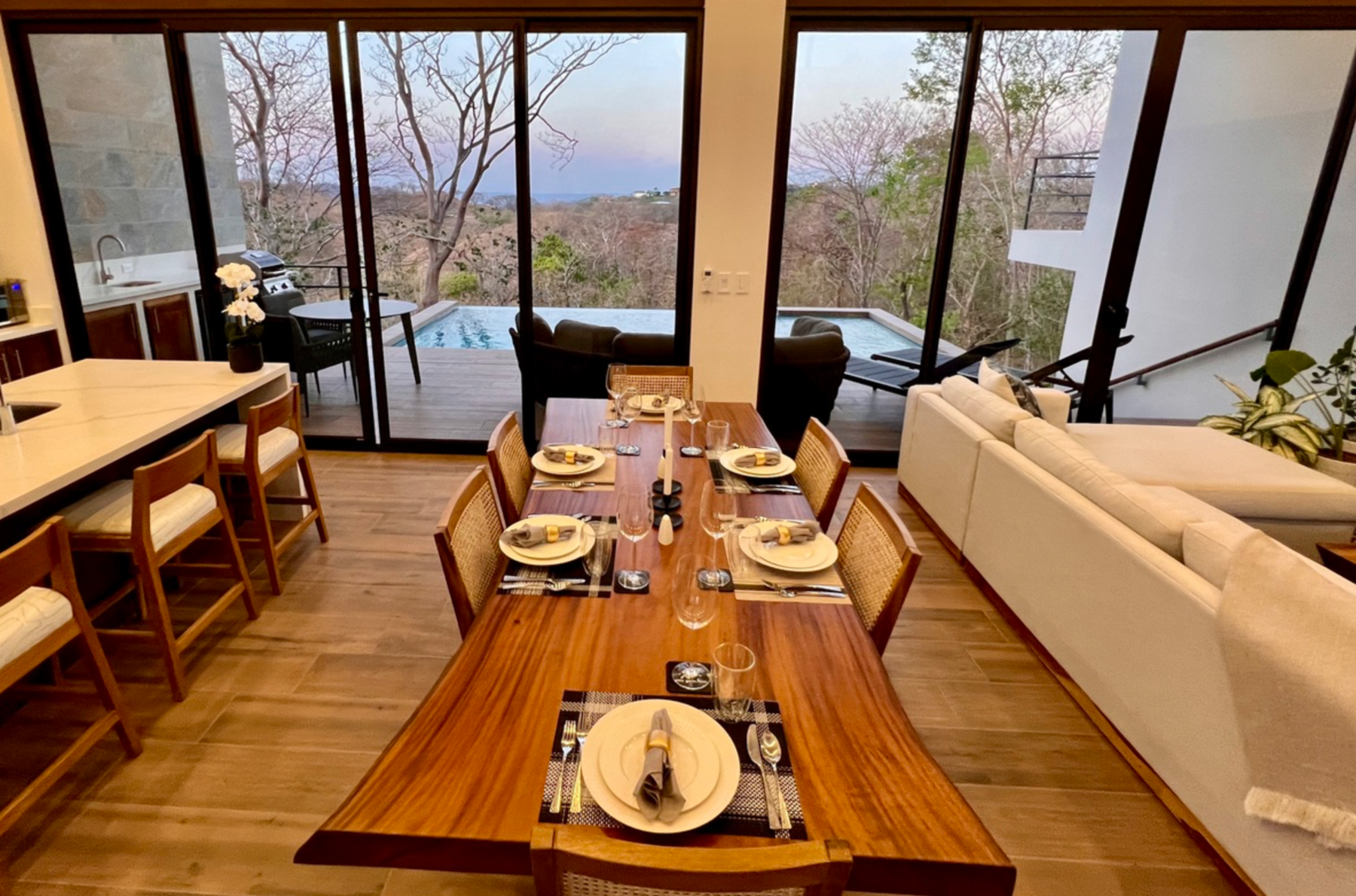 Altos de Cacique  Beautiful modern house with pool and wonderful views — photo 5 of 14