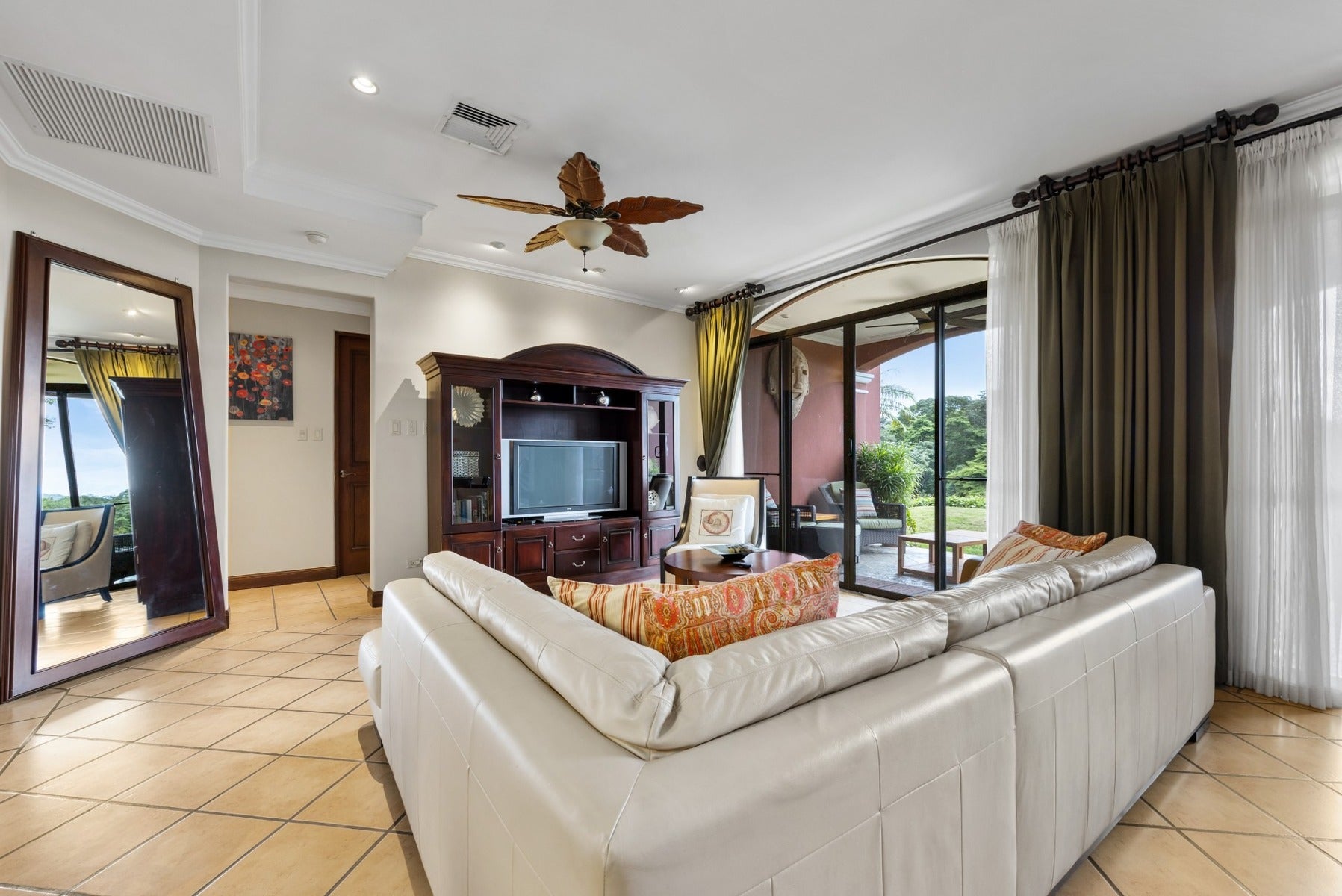 Ground Floor Ocean Golf Views — photo 7 of 19