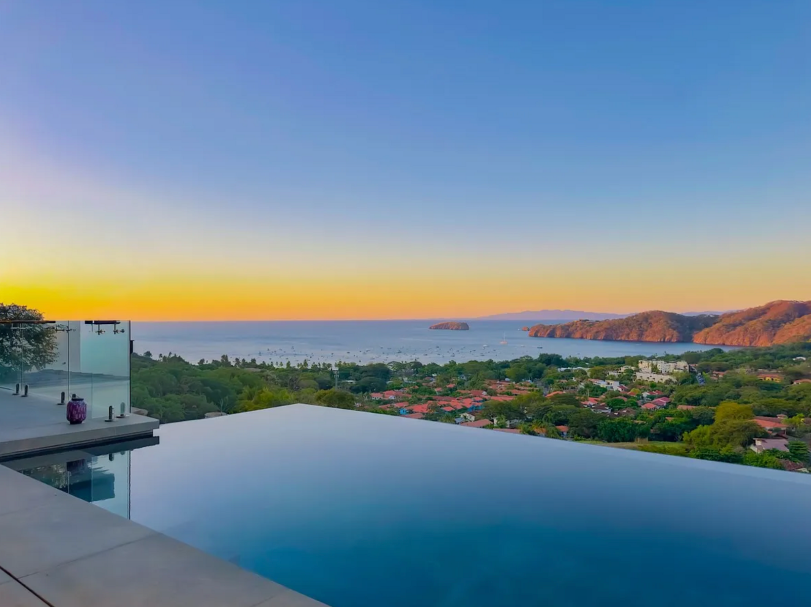 Iconic Panoramic Ocean View Estate Casa Flamingo in Pacifico — photo 11 of 19