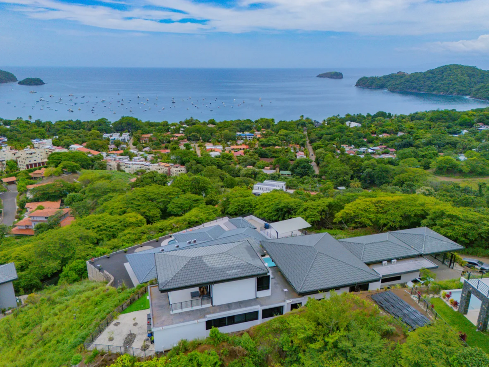 Luxury Residence with Panoramic Ocean Views Casa Siete Cielos — photo 3 of 19