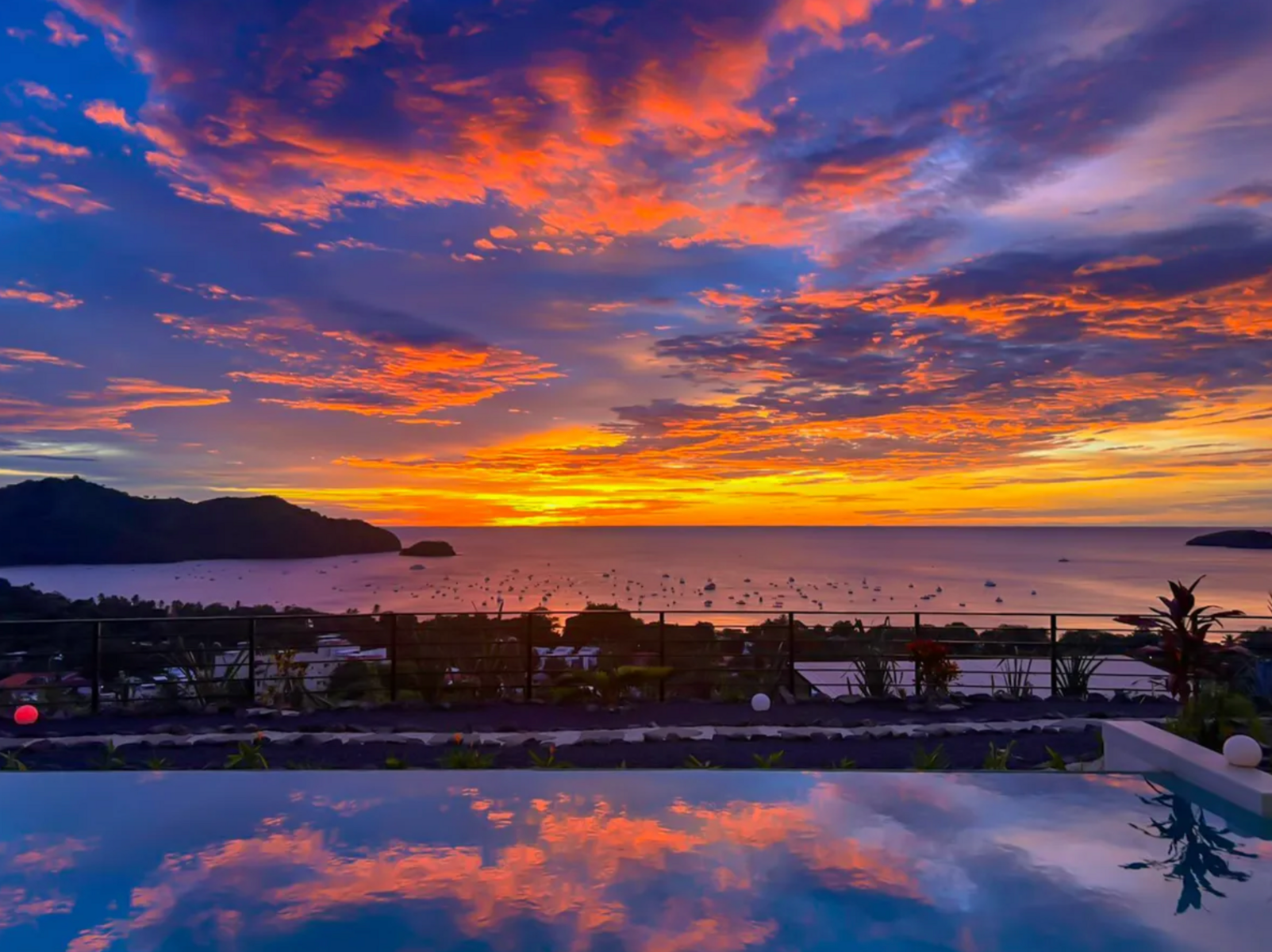 Luxury Residence with Panoramic Ocean Views Casa Siete Cielos — photo 4 of 19