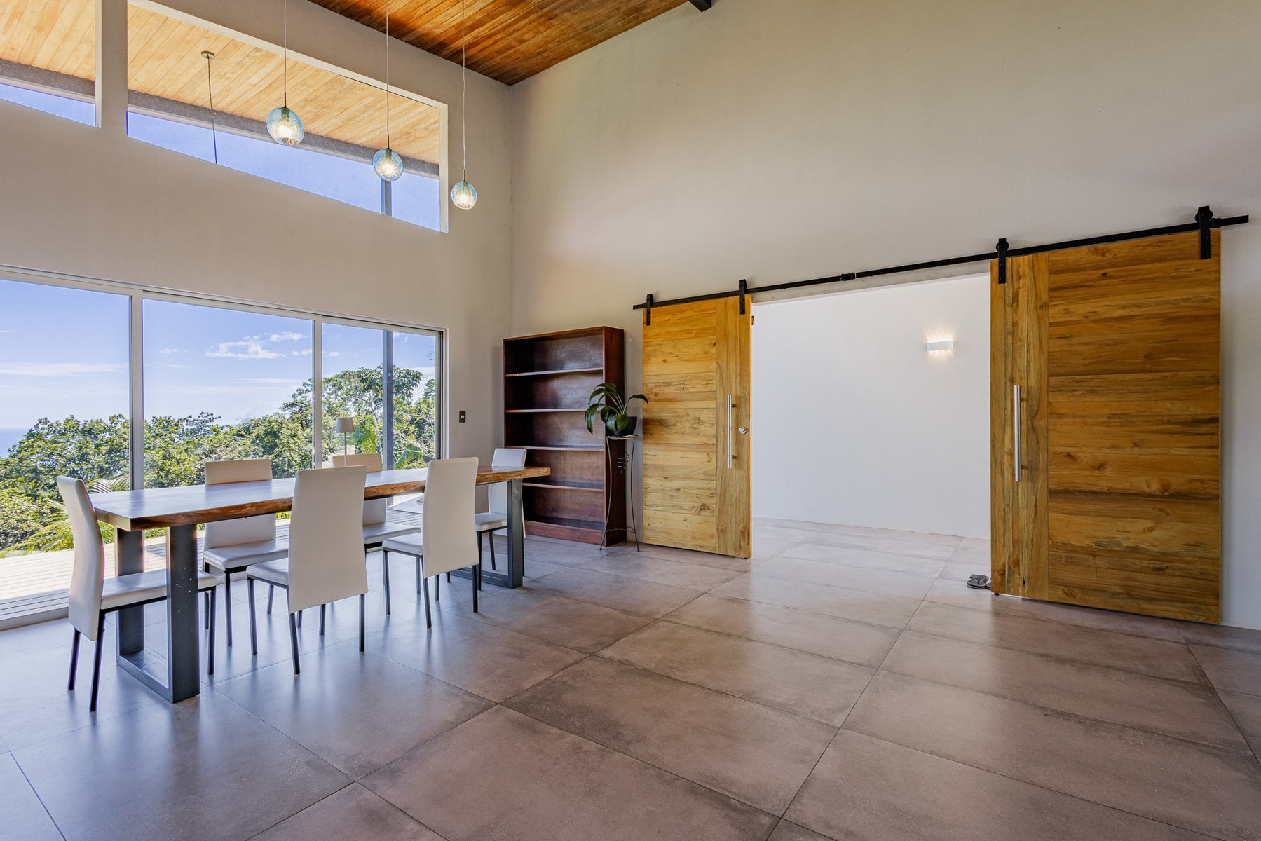 Ocean View 3BR Home — photo 3 of 19
