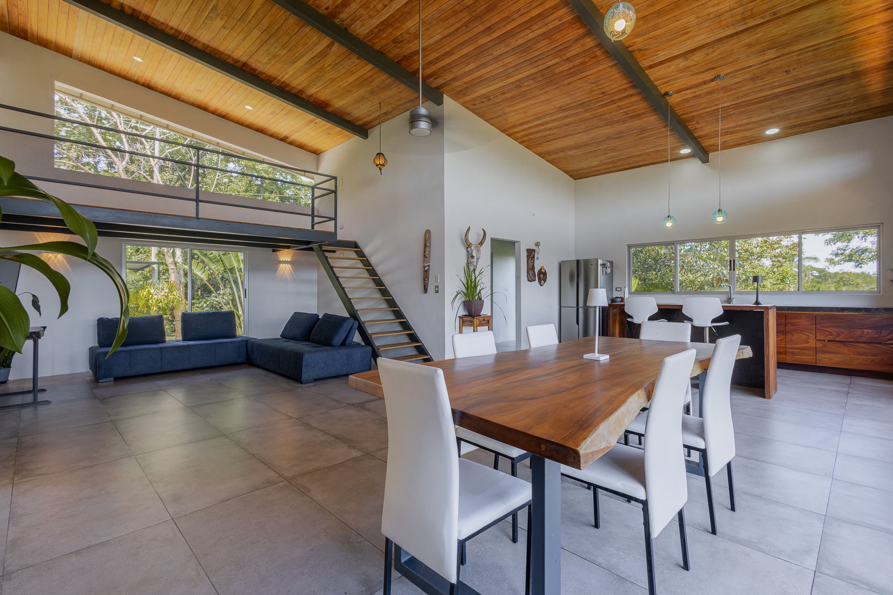 Ocean View 3BR Home — photo 2 of 19