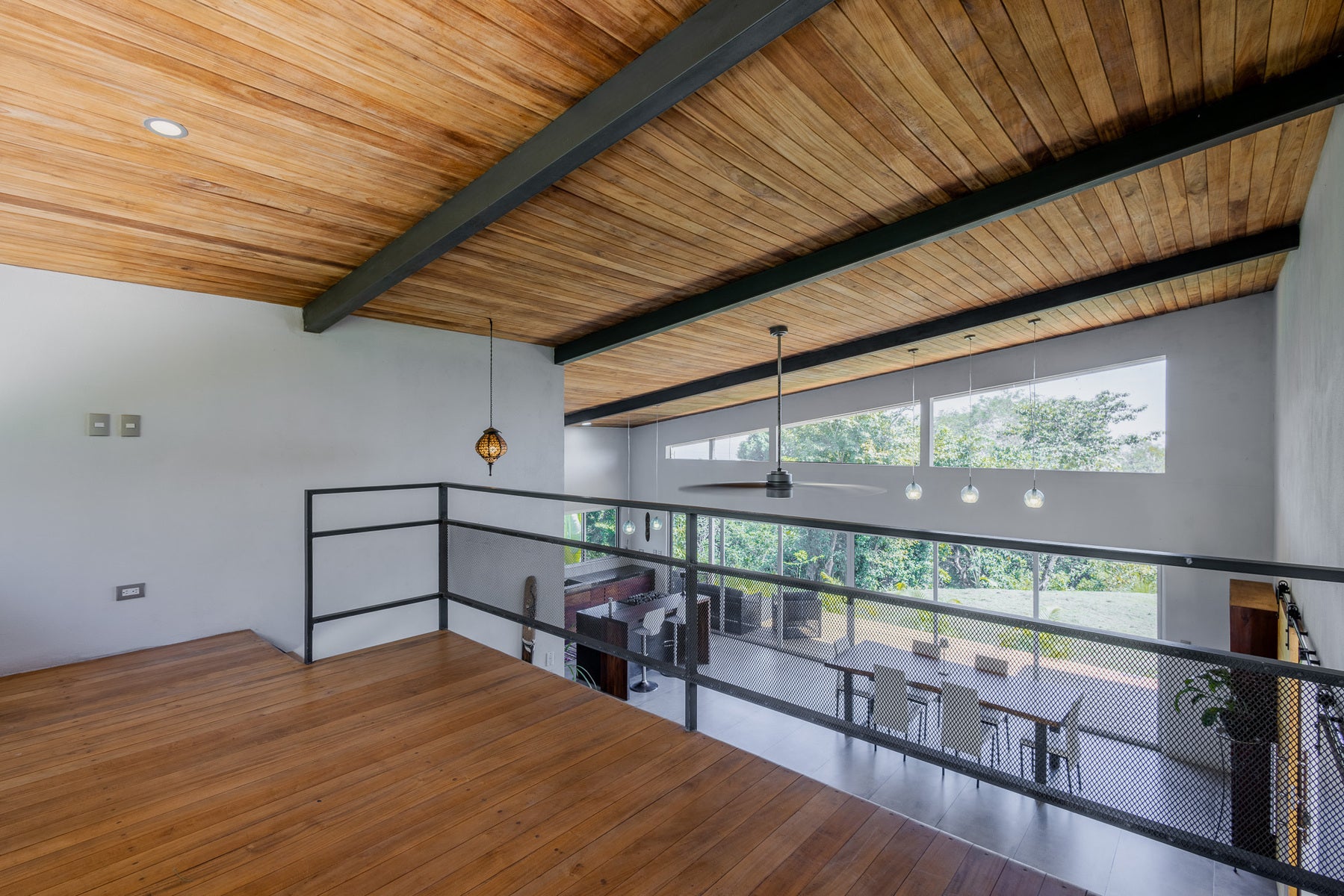Ocean View 3BR Home — photo 8 of 19