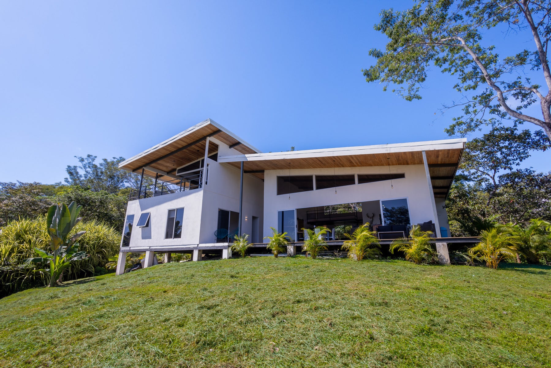 Ocean View 3BR Home — photo 15 of 19