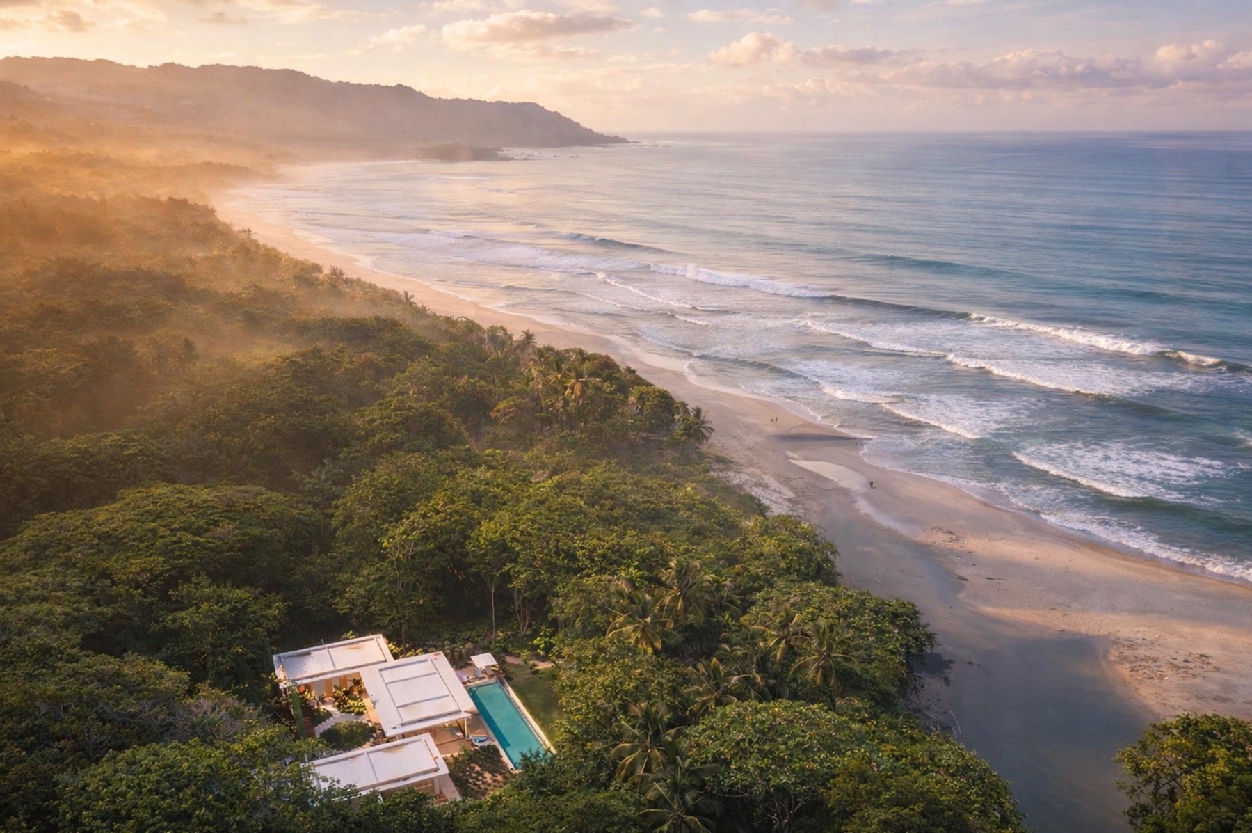Prime Beachfront Estate — photo 4 of 19