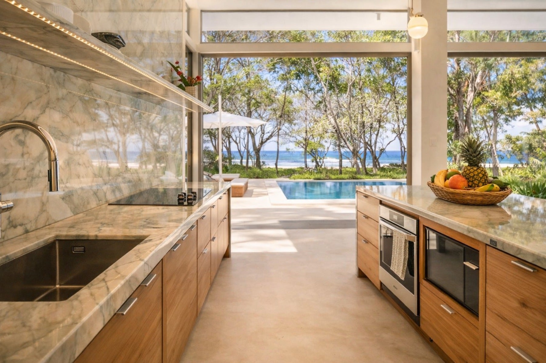 Prime Beachfront Estate — photo 6 of 19