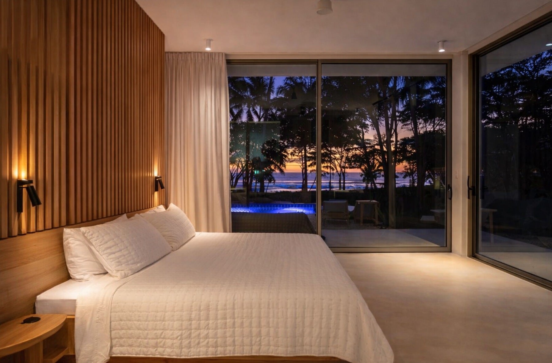 Prime Beachfront Estate — photo 12 of 19