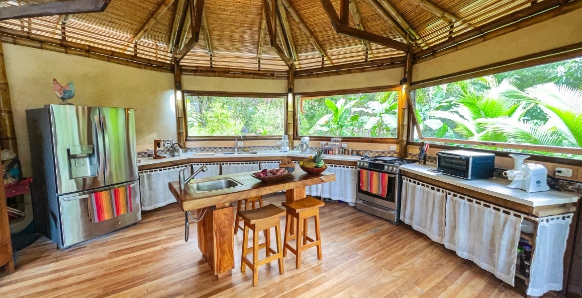 2 Bedroom Bamboo home on 2 hectares — photo 5 of 18