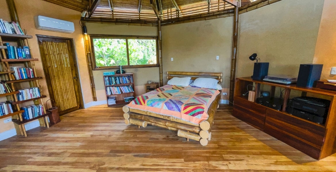 2 Bedroom Bamboo home on 2 hectares — photo 7 of 18