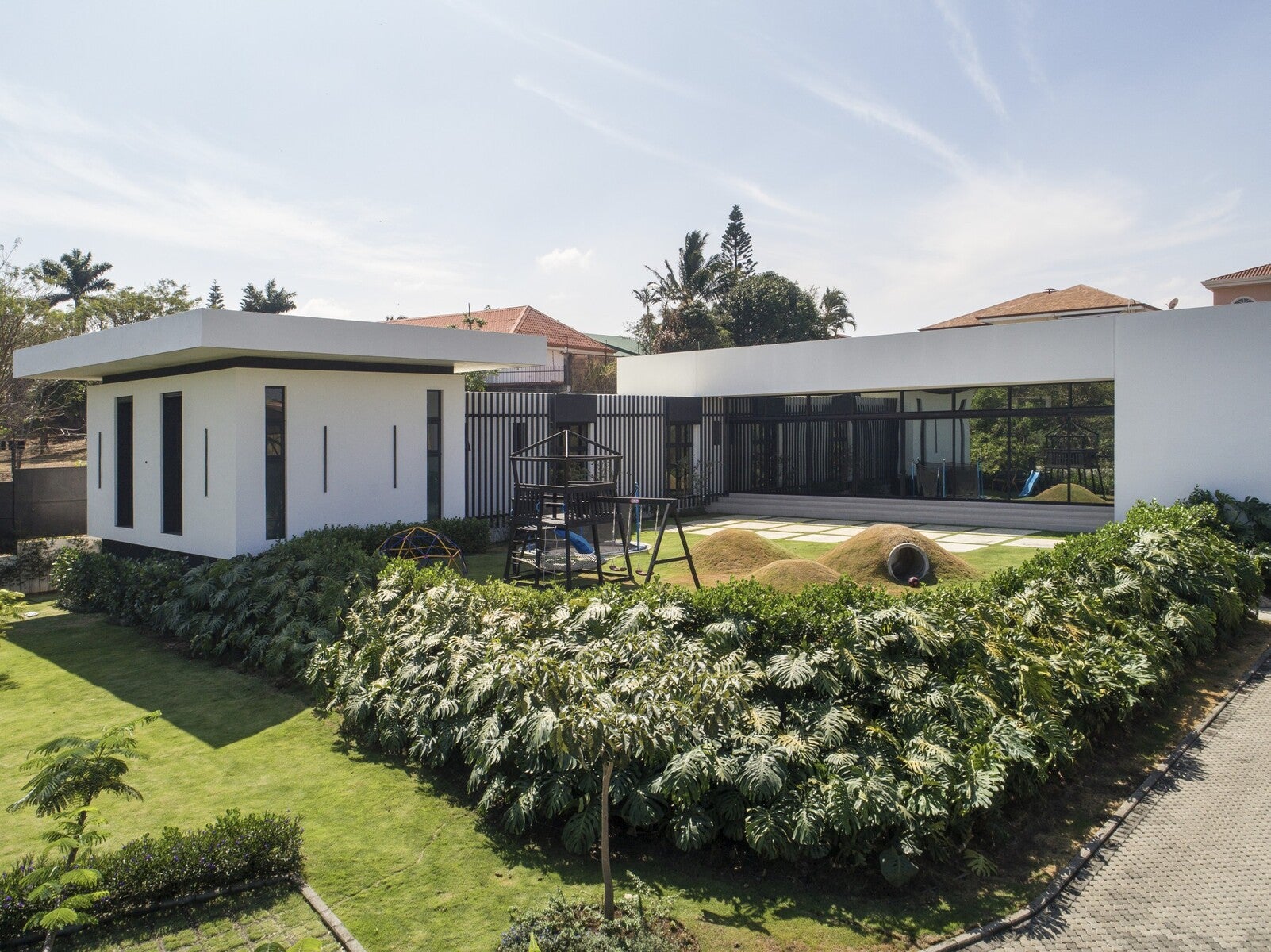 A Masterpiece of Modern Living in Bosques de Doña Rosa — photo 2 of 19