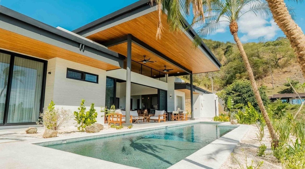 Sunset Ocean View Residence — photo 2 of 19