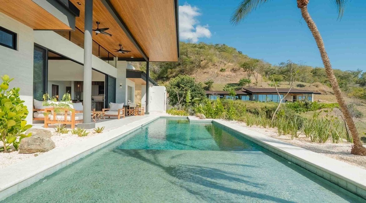 Sunset Ocean View Residence — photo 15 of 19