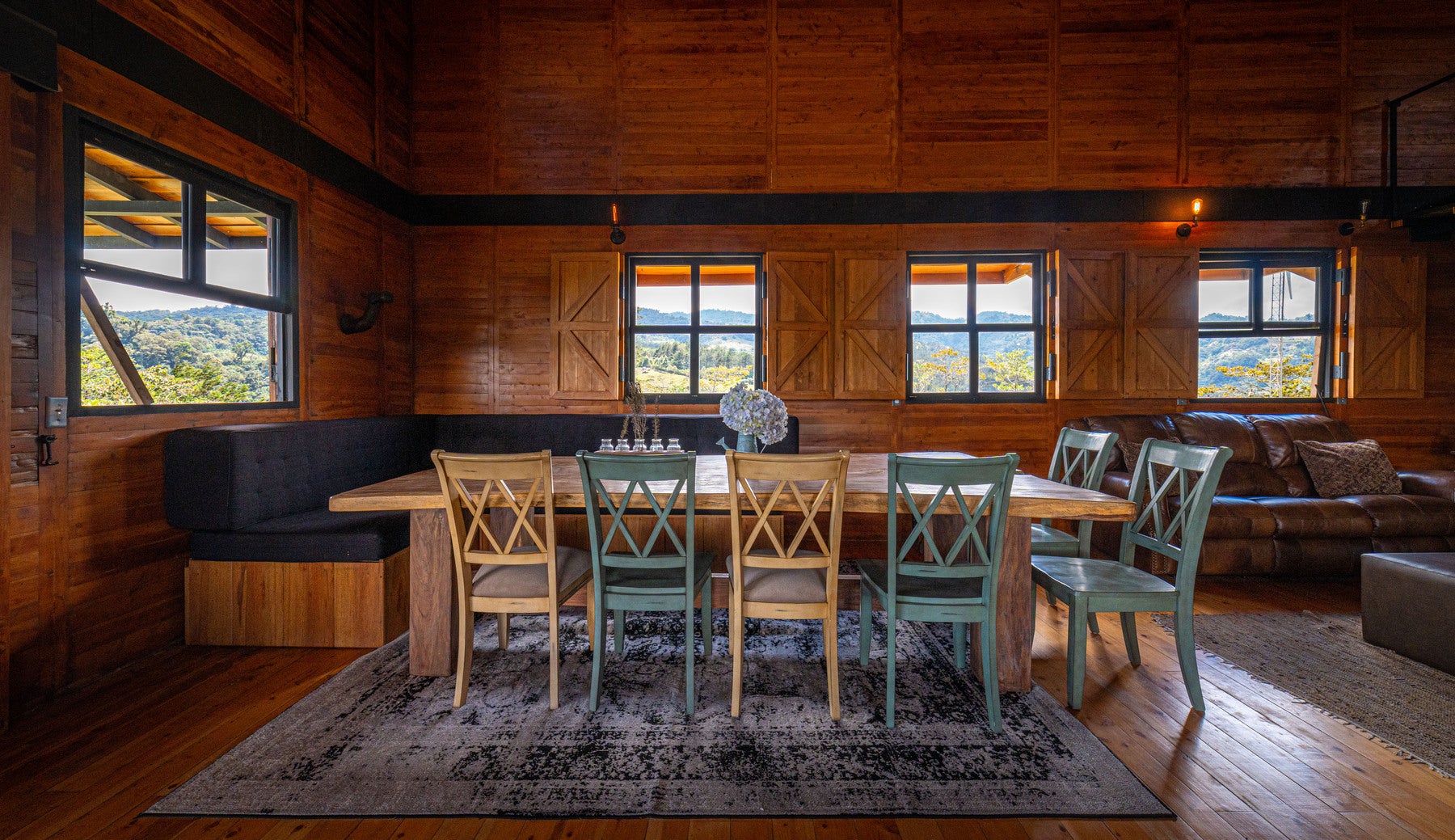 Casa Coyotes A Sustainable Dream House — photo 4 of 19