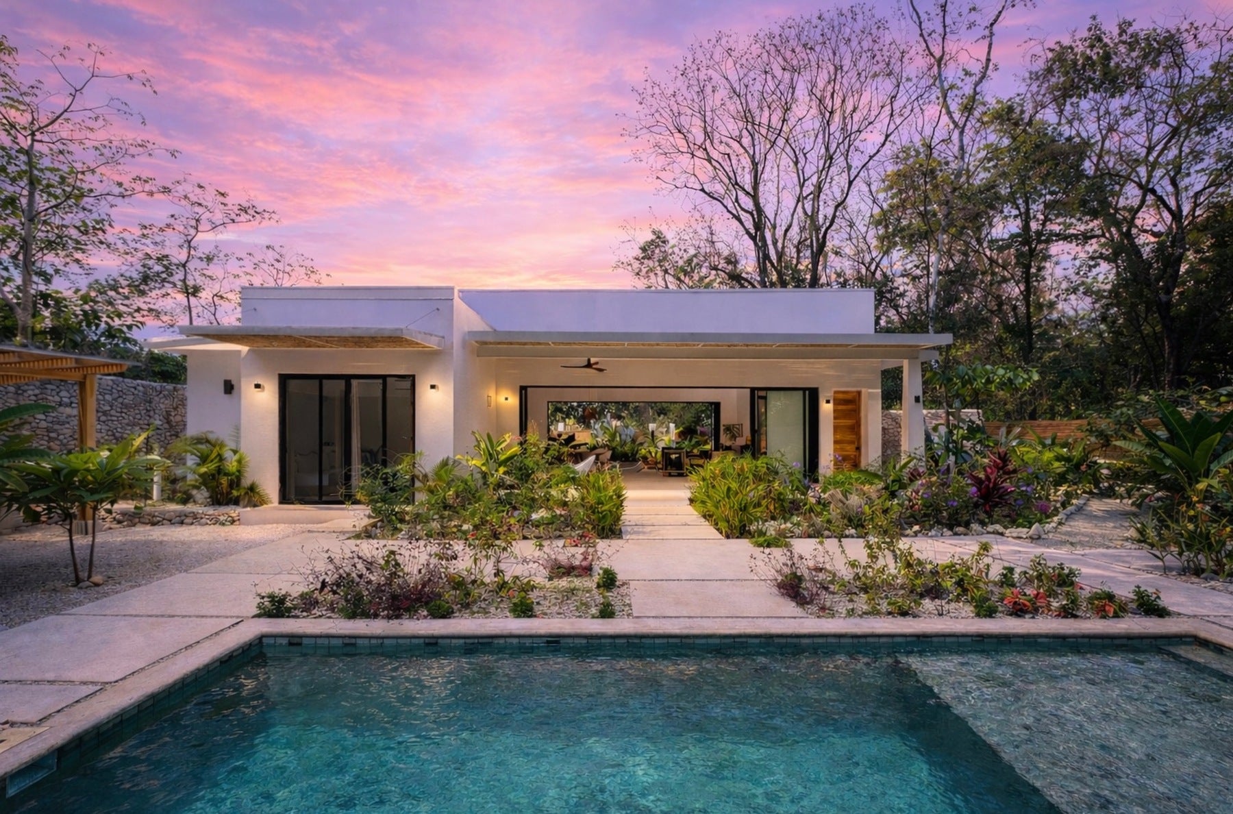 New Modern Tropical Retreat with Pool, Playa Carmen, Santa Teresa, Cobano, Puntarenas, Puntarenas, Costa Rica 60111 — photo 2 of 5