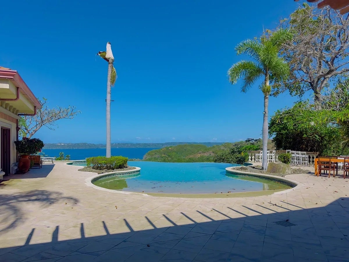 Cul-De-Sac Ocean View Lot — photo 19 of 19