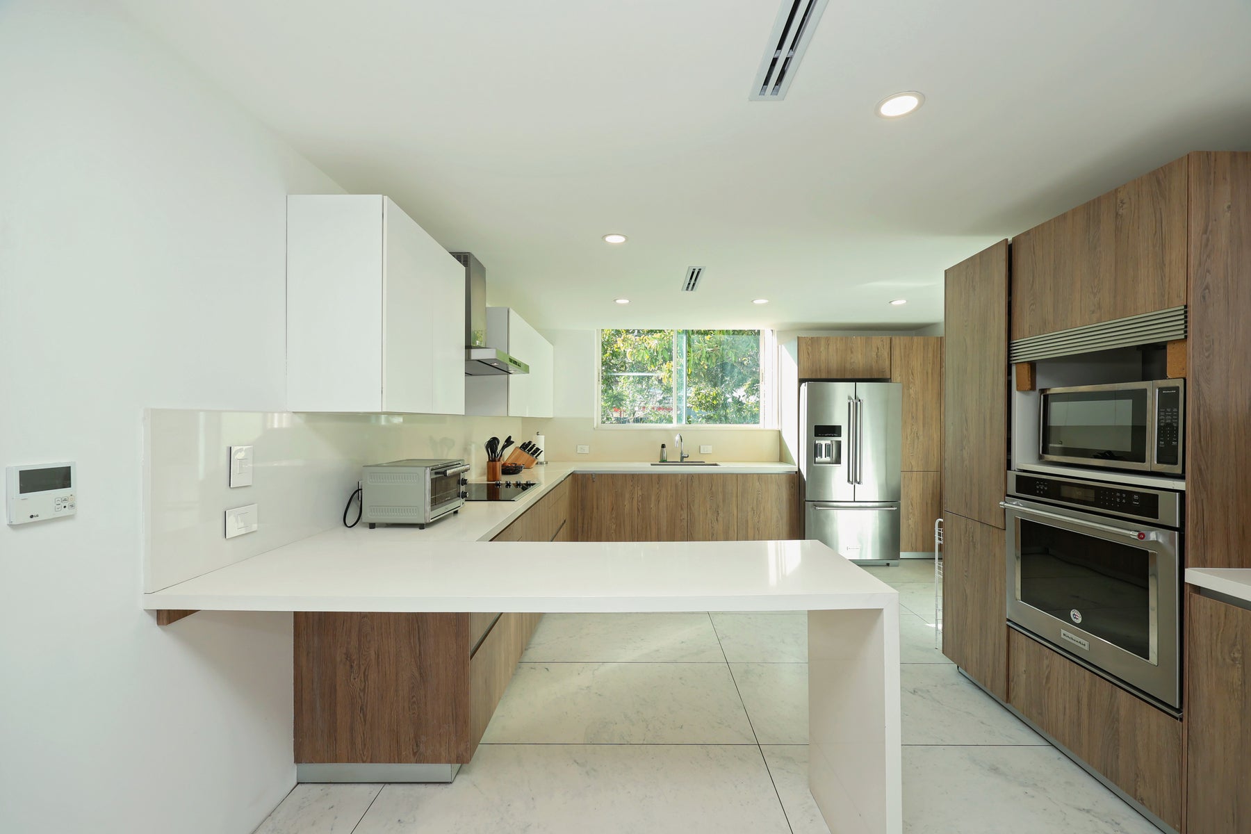 Price Value Opportunity — photo 3 of 19