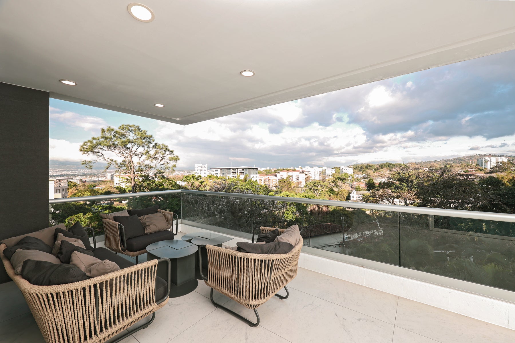 Price Value Opportunity — photo 11 of 19
