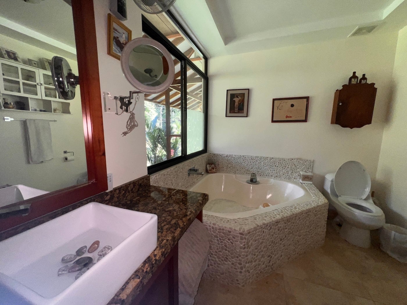 Affordable Jungle Home — photo 19 of 19