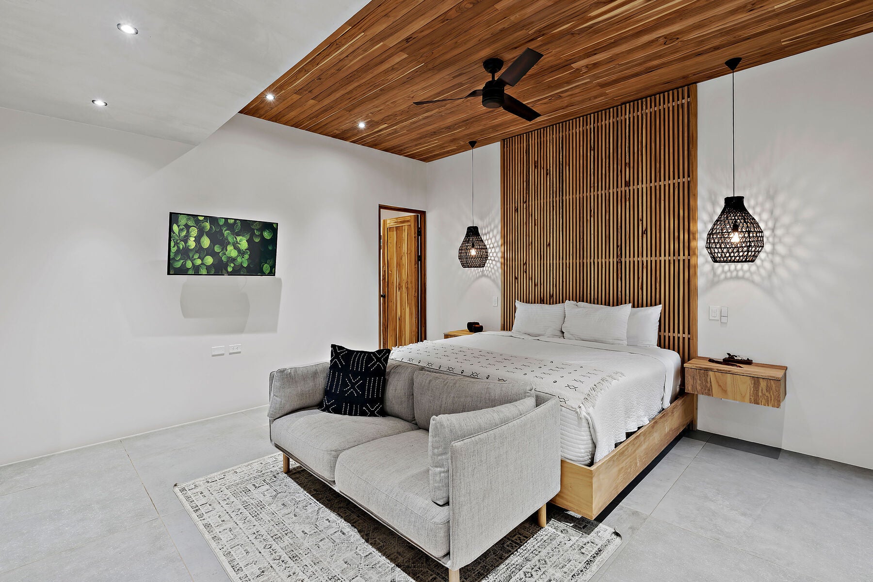 Private Luxury Retreat — photo 19 of 19