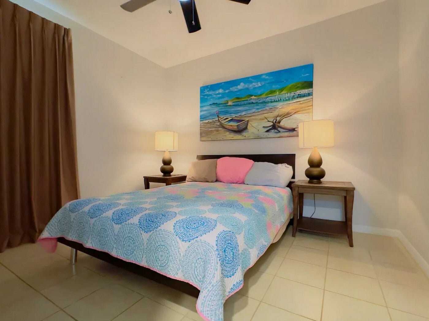 Renovated Two Bedroom Condo Overlooking the Lifestyle Pool — photo 6 of 12